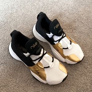 Black and gold Nike Superrep training shoes